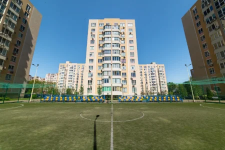 ЖК Петровський 16
